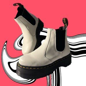 Dr. Martens 2976 White Quad Platform Chelsea Boot Women's Size 7